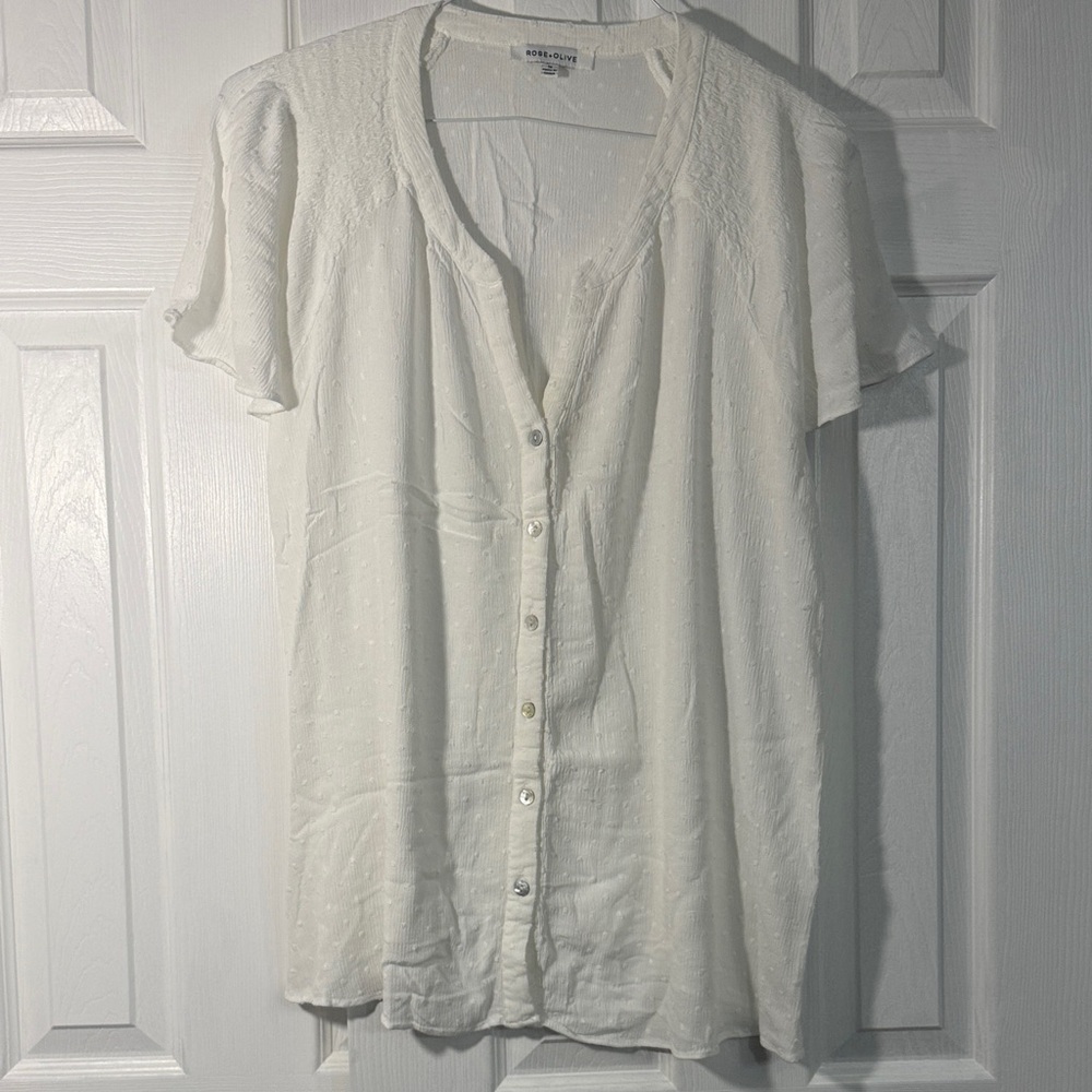 Rose & Olive Ivory Button-Down Blouse